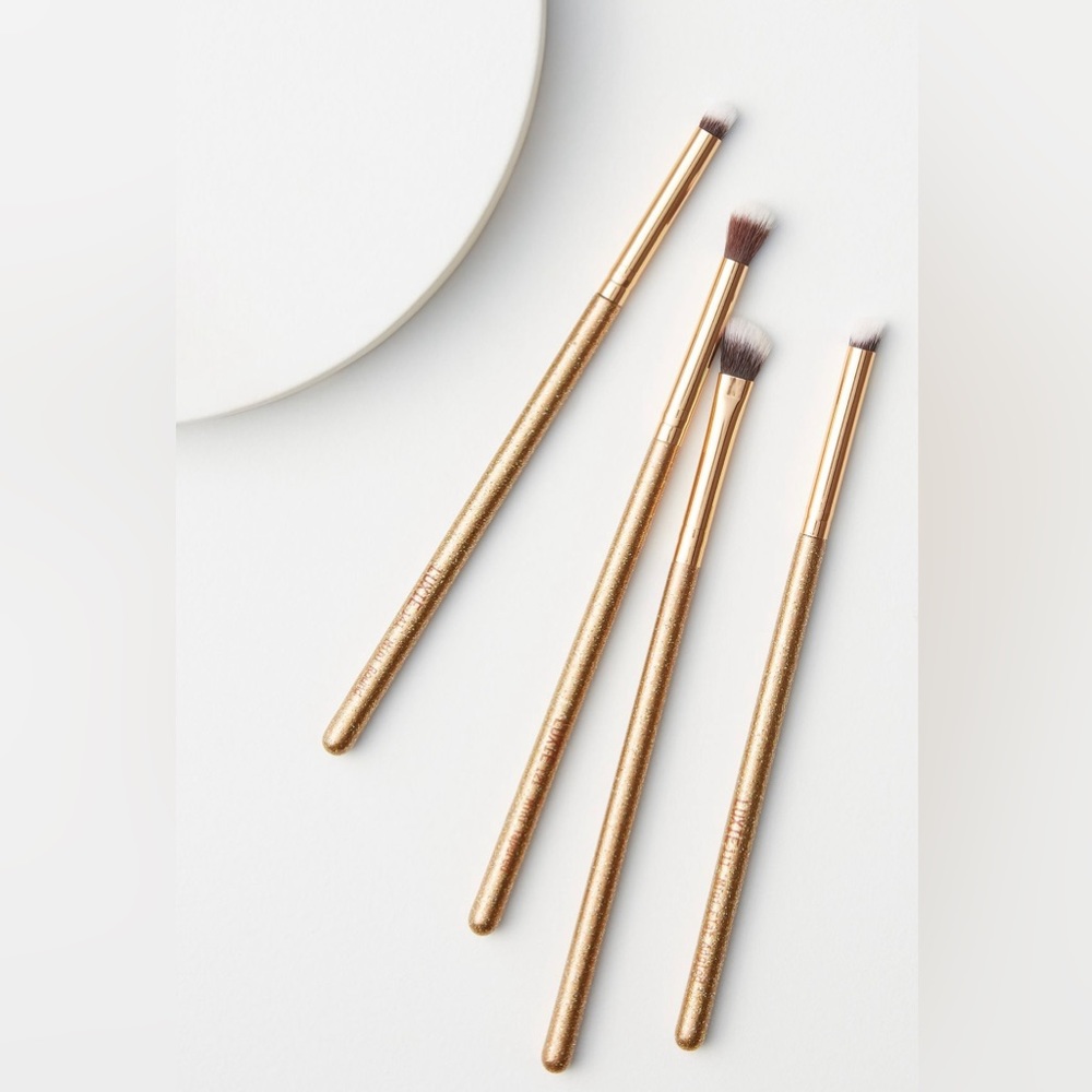 Anthropologie Luxie luminous eye brush set